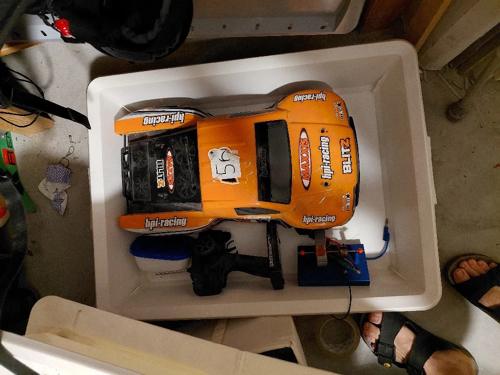 2  RC Autos