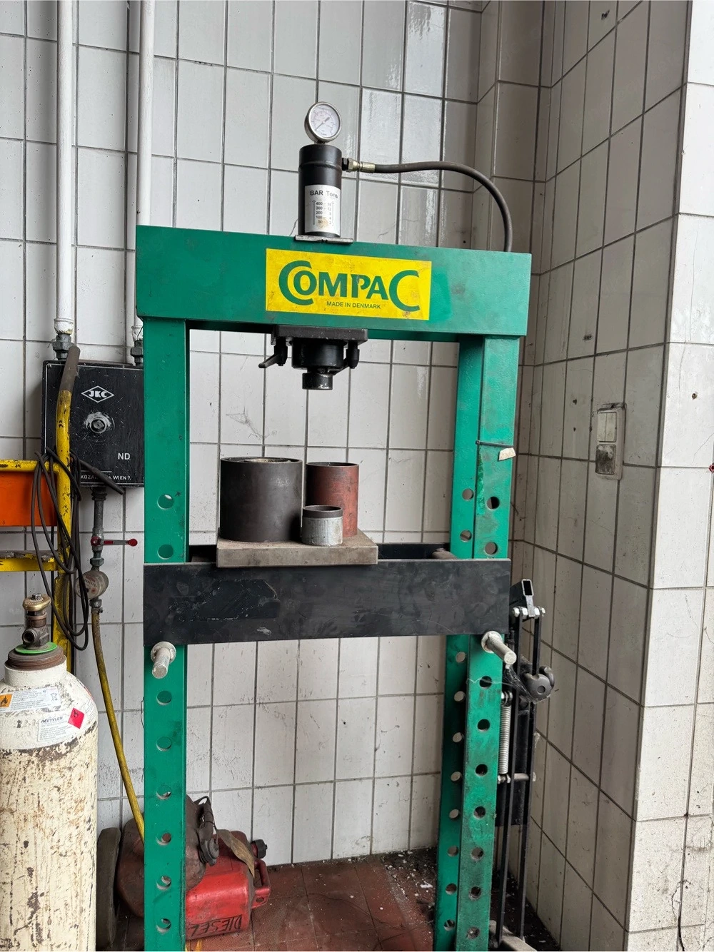 Radlagerpresse - Presse