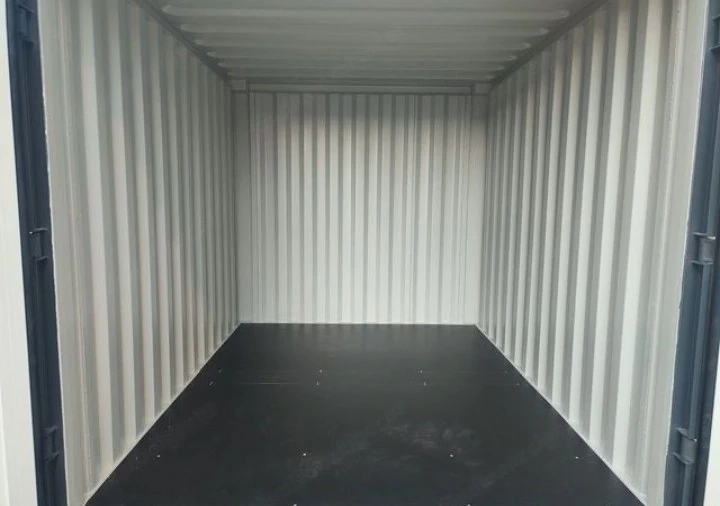 Container 