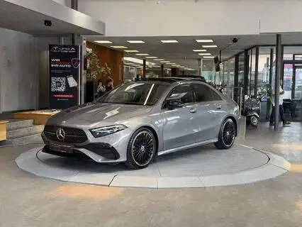 Mercedes-Benz A