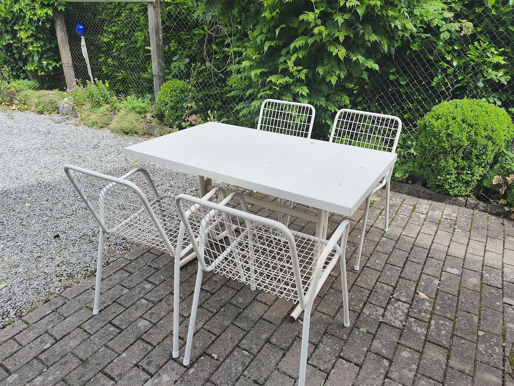 Gartenmöbel