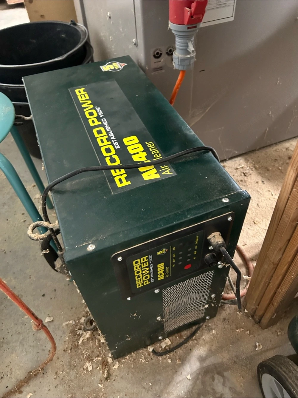 Absaugung   Luftfilter Werkstatt