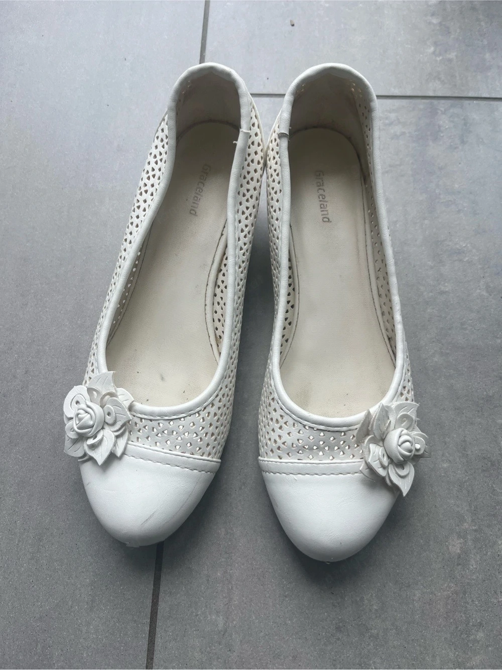 Weiße Graceland Keilpumps Ballerinas mit Blumen-Applikation   elegant & bequem 41