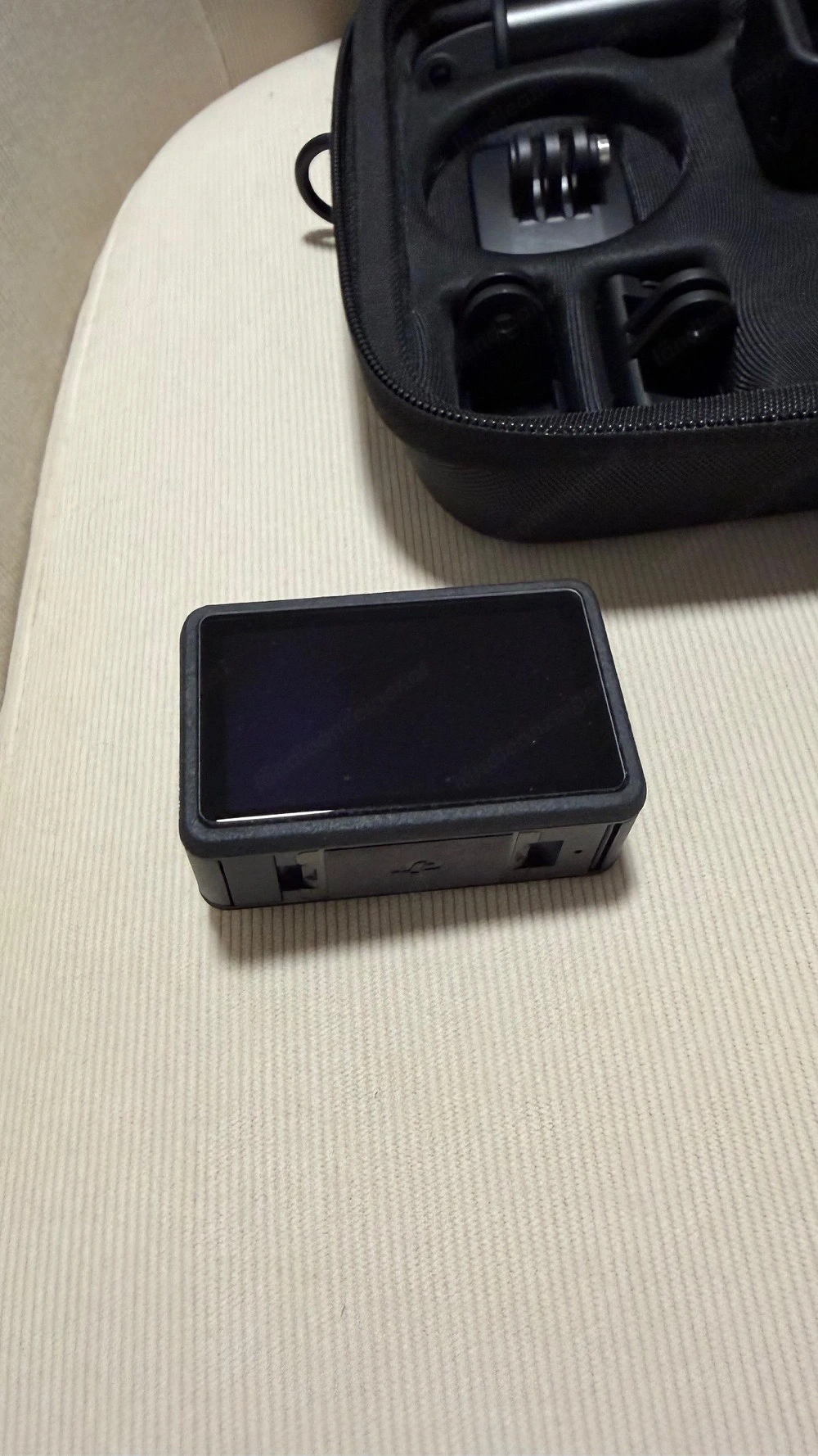 DJI Osmo Action 5 Adventure Combo + 3 Akkus + Ladehub + Zubehör
