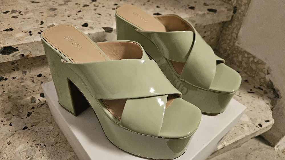 Damenpantoletten GUESS