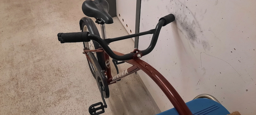 Fahrrad zum sicheren Transport von einem Kind