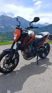 KTM Duke 690