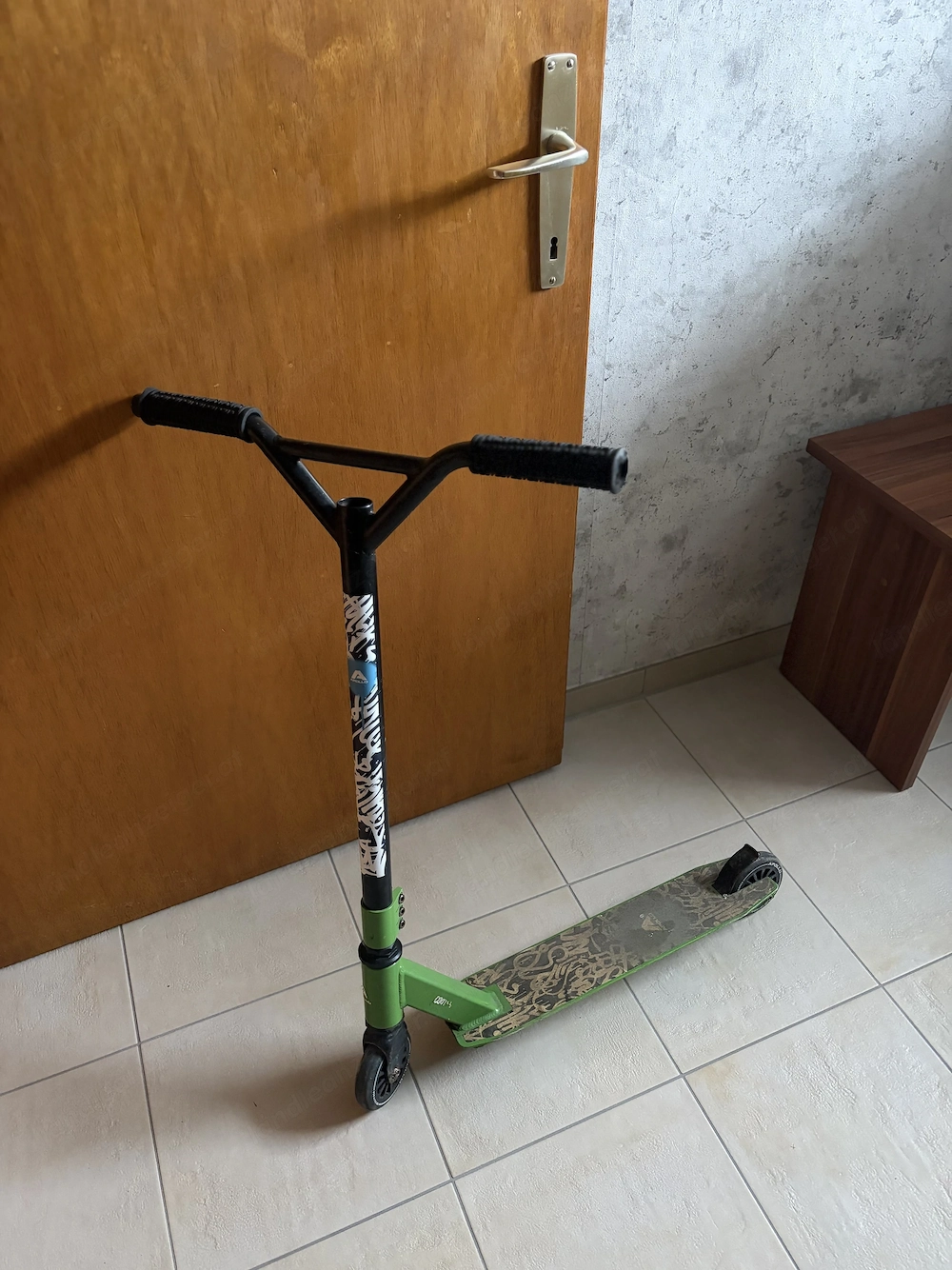 Apollo Stunt Scooter