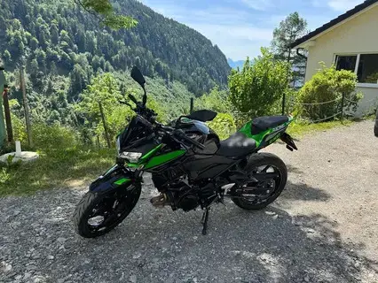 Kawasaki Z400