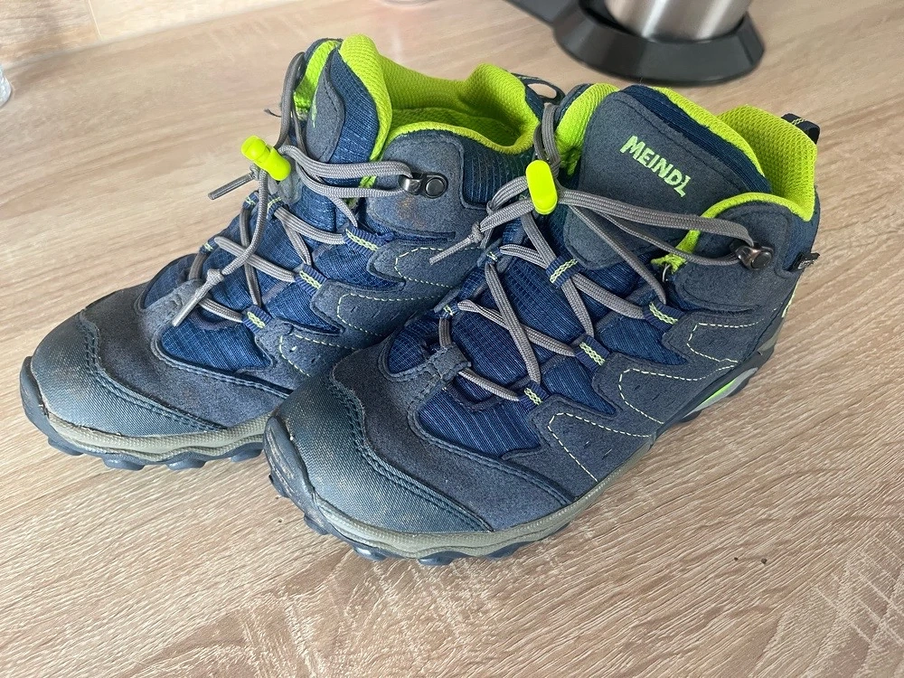 Kinder Bergschuh
