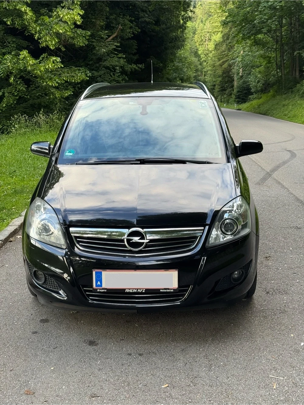 Opel Zafira B Cosmo 1.9 CDTI Automatik 150 PS 7Sitz