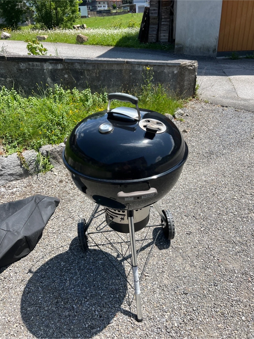 Weber Holzkohlegrill