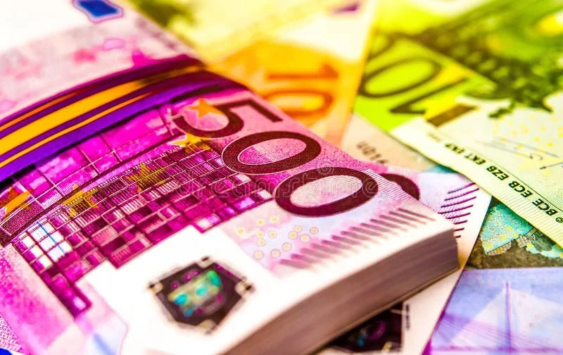 Wir bieten Kredite: und Investitionen von 7.000   bis 90.000.000   an