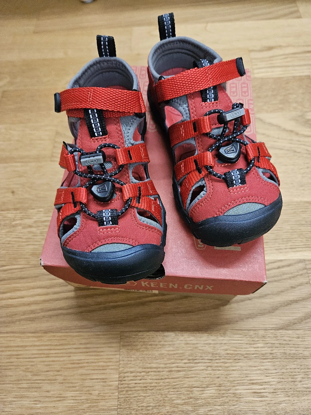 Keen Sandalen in Gr. 29 NEU