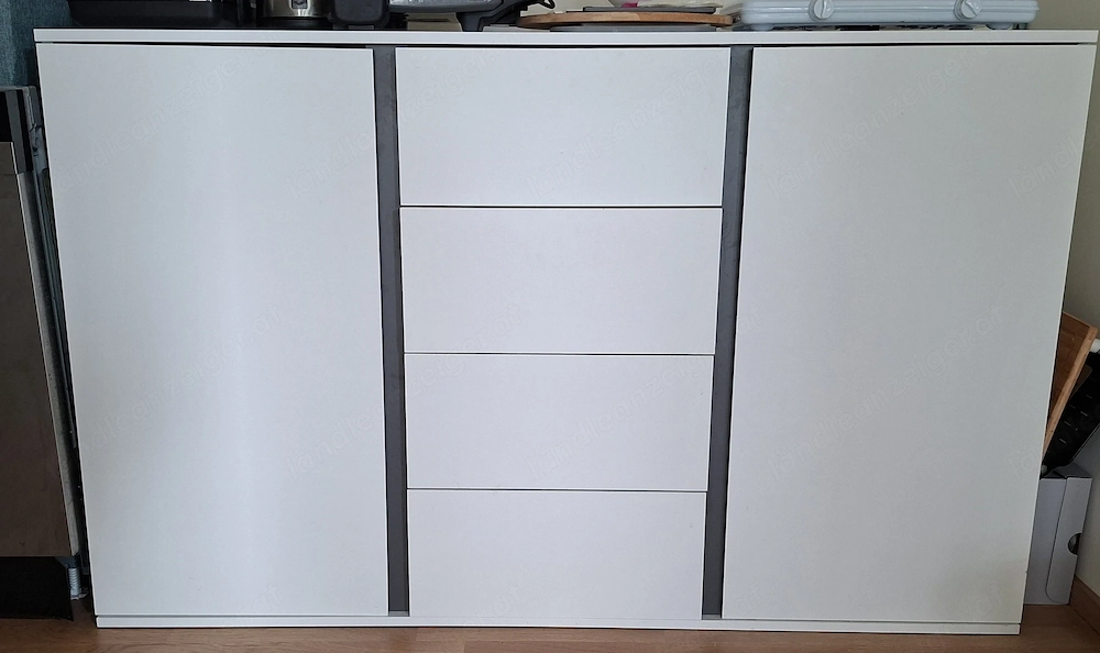Sideboard aufgebaut 