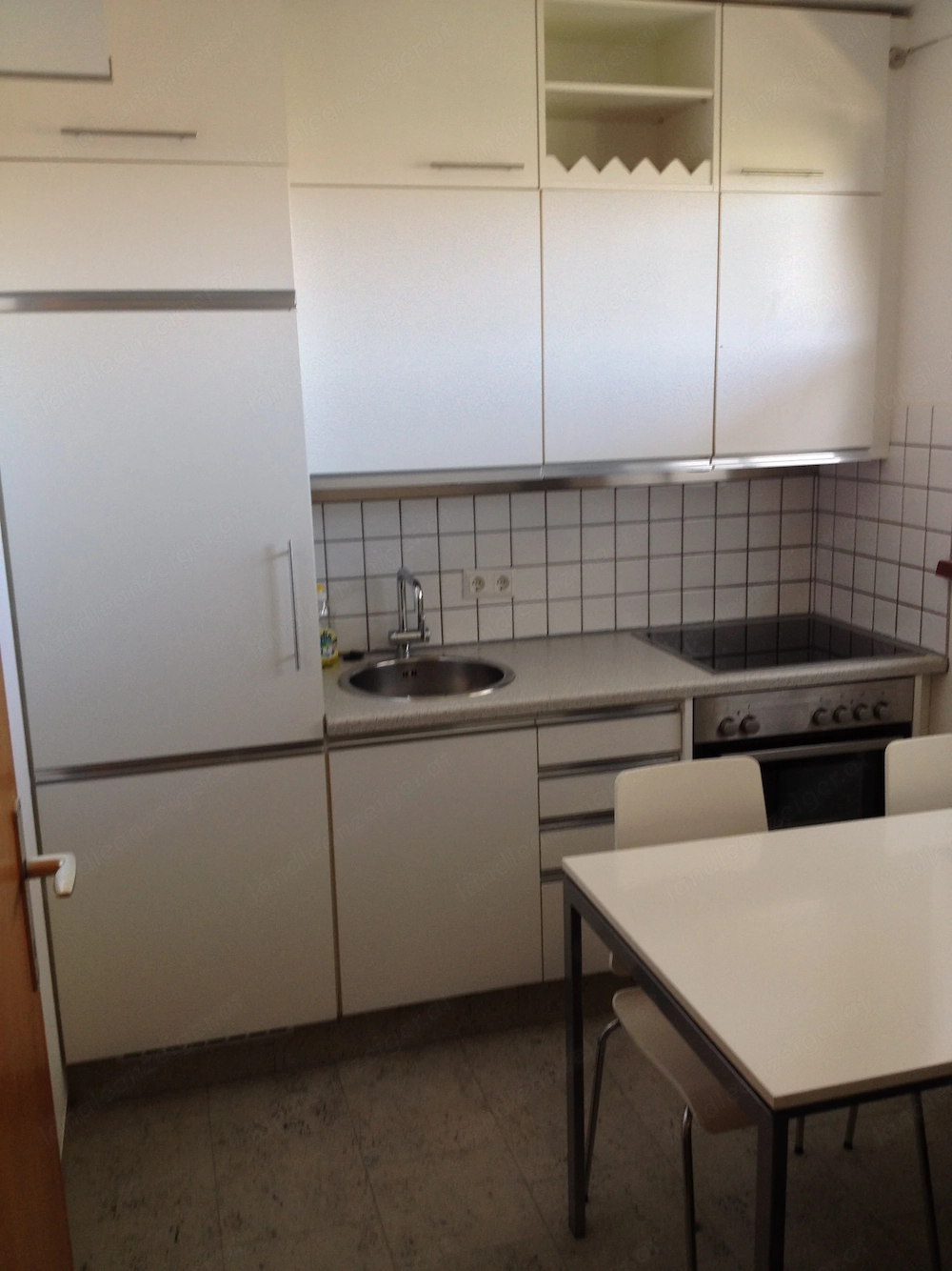 Kleinwohnung im Zentrum von Höchst zu vermieten !