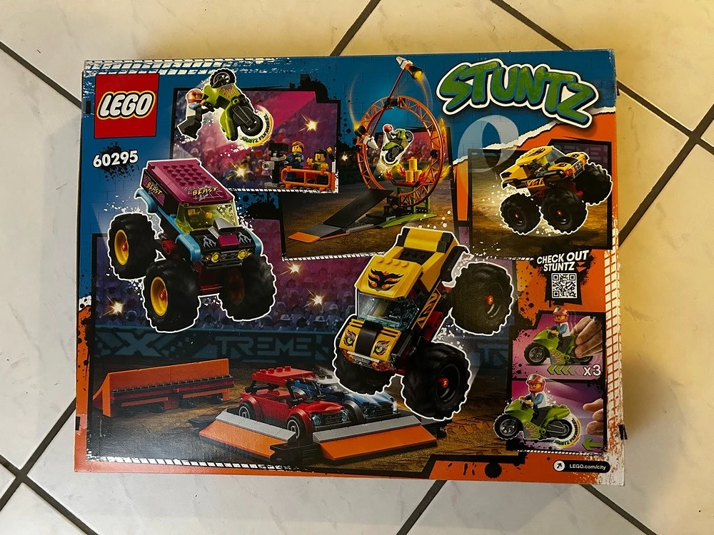 Lego Stuntz Show Arena Set 60295