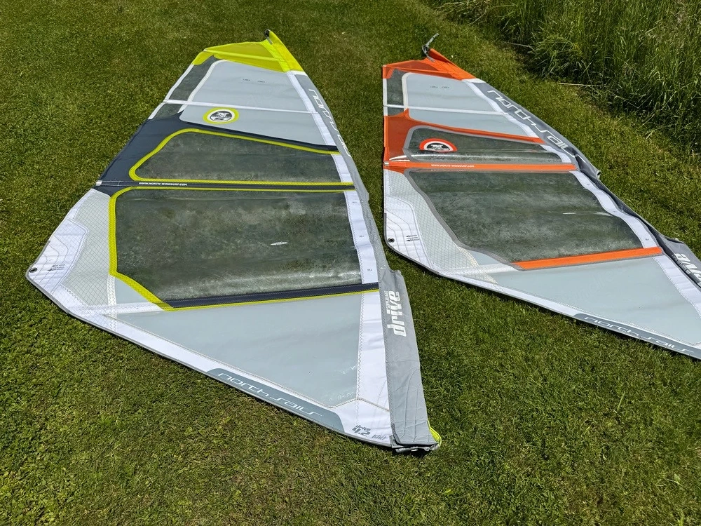Windsurfsegel: Komplettes 2fach Rigg: North Sails DRIVE Superlight 4.2 und 3.3