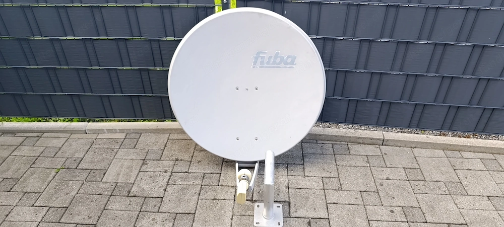 Sat Antenne Fuba 85cm mit LNB