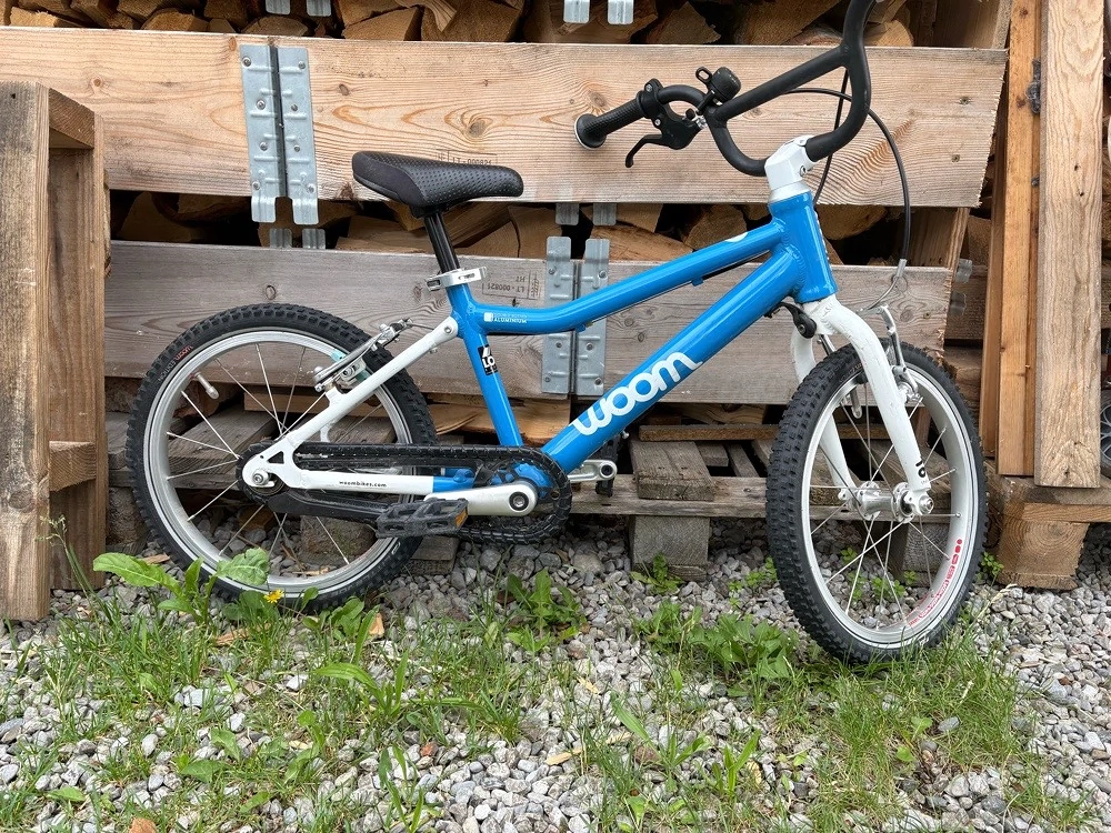 Woom 3 Kinderfahrrad in blau