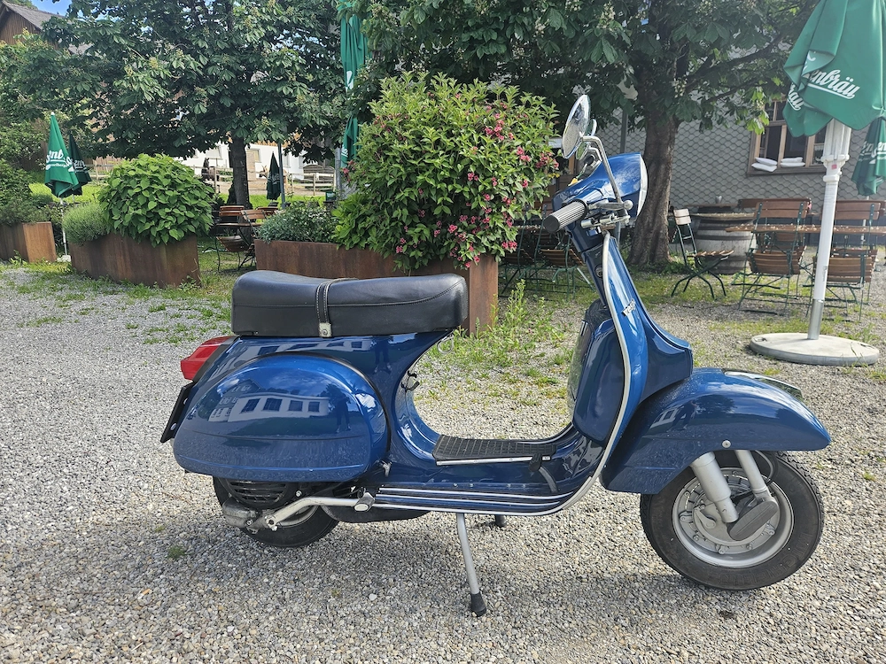 Vespa P125X