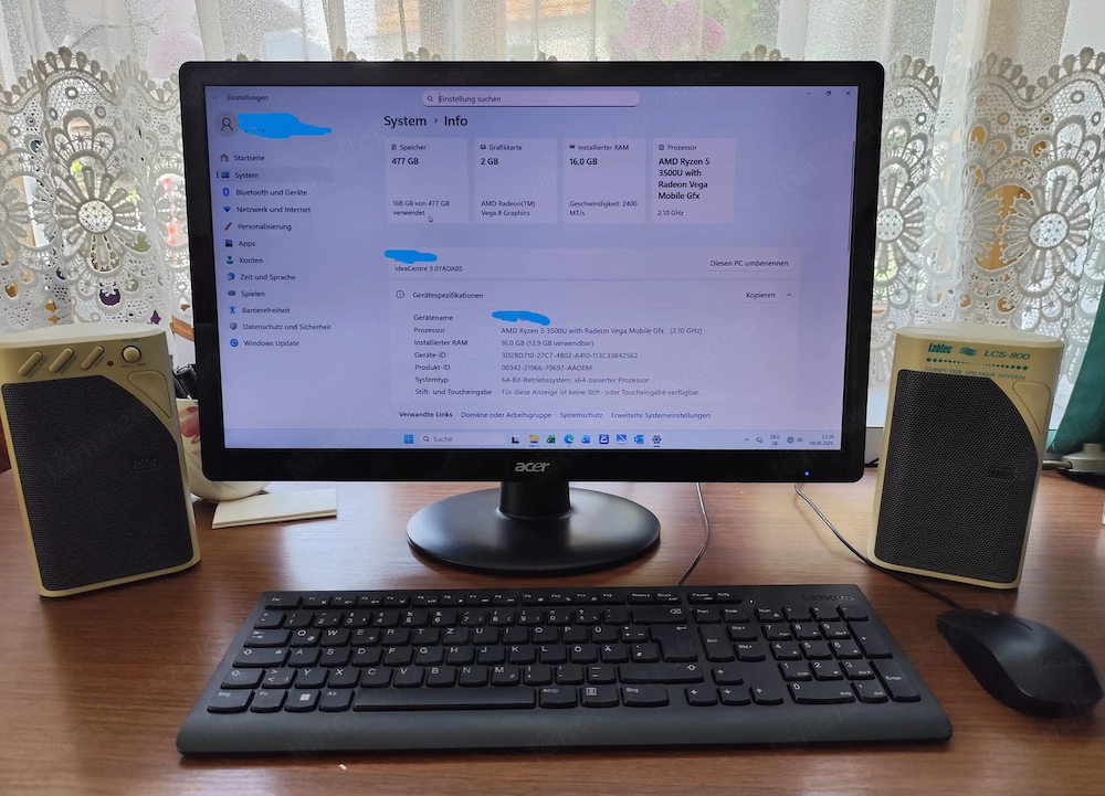 Lenovo IdeaCentre 3 Komplett-PC mit 23" Acer Monitor, Lautsprechern, Tastatur und Maus