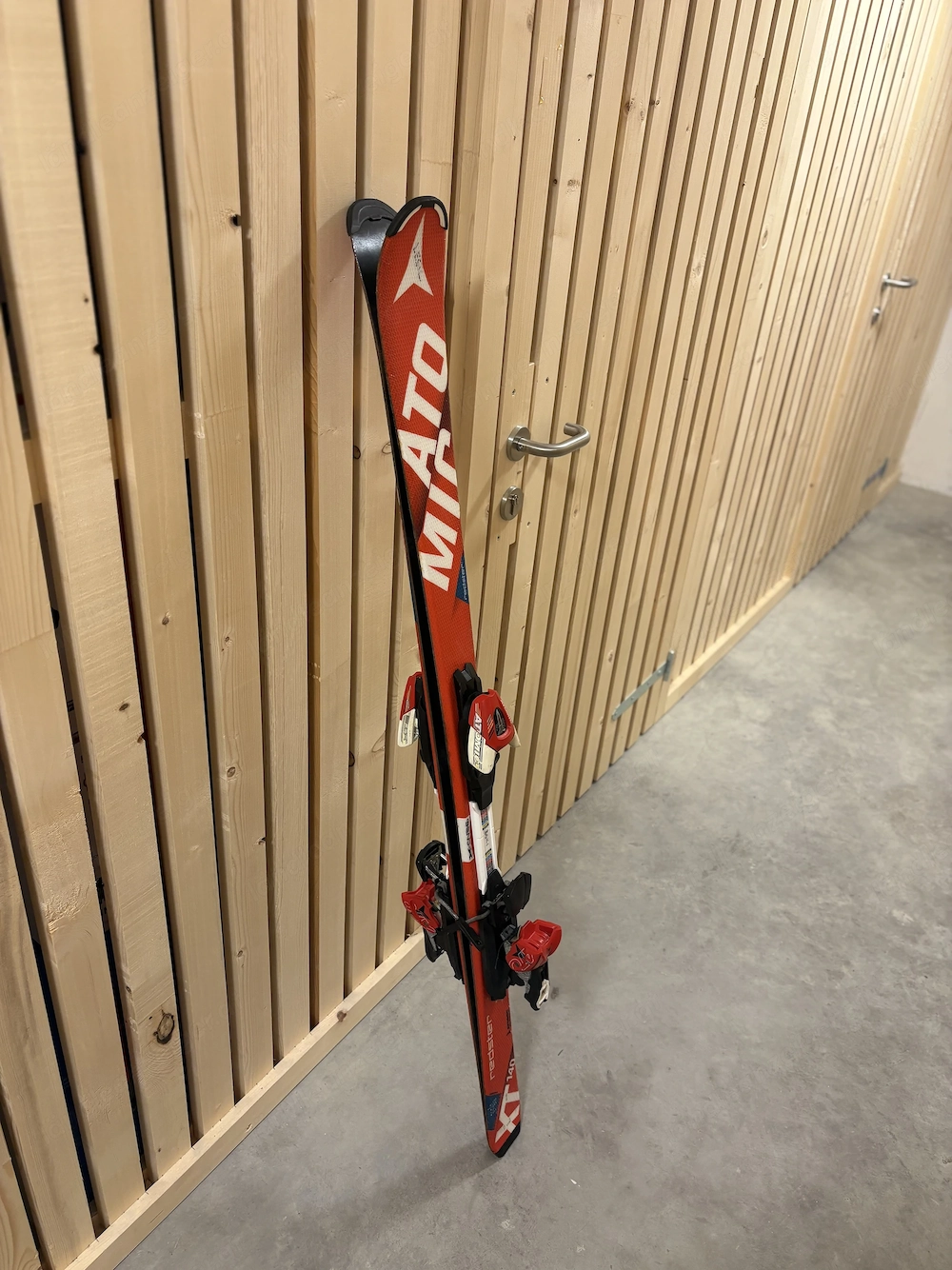 Atomic Ski länge unbekannt