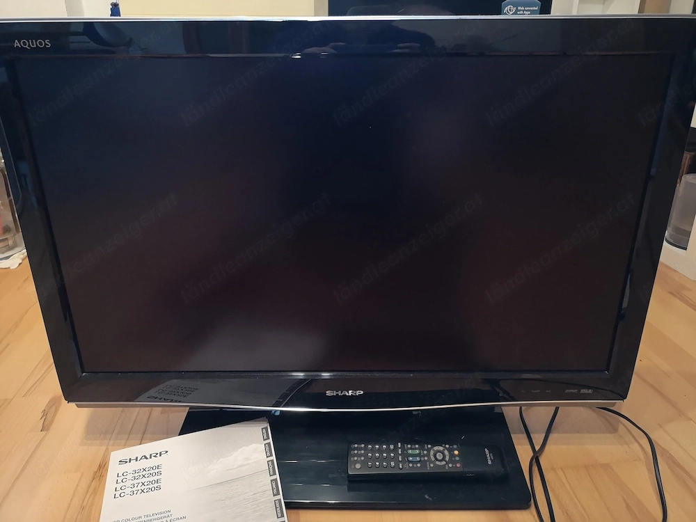 LCD TV - Aquos Sharp LC-32X20E - Top Zustand!