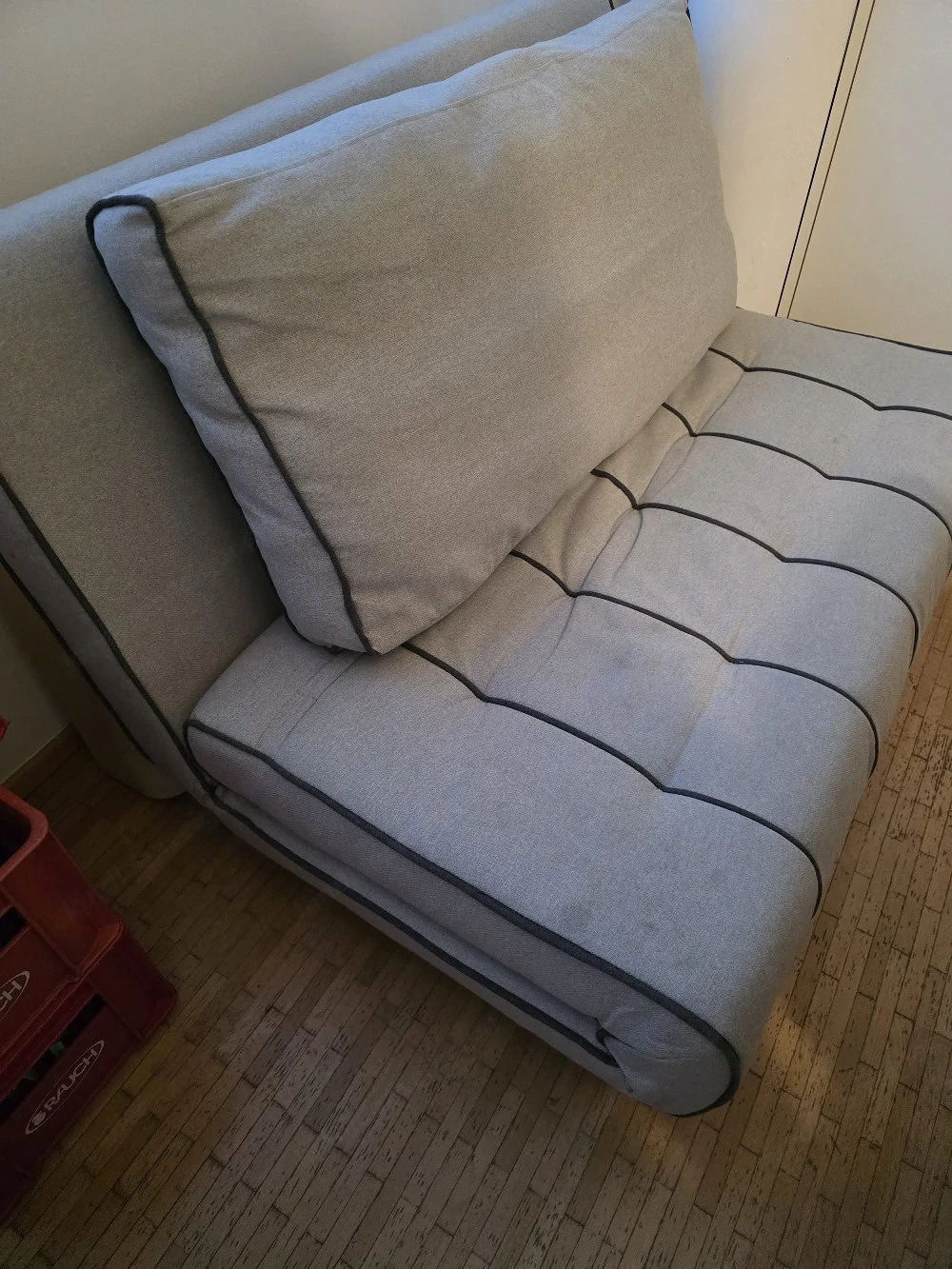 Kleine, ausziehbare Couch H80, L90, B120
