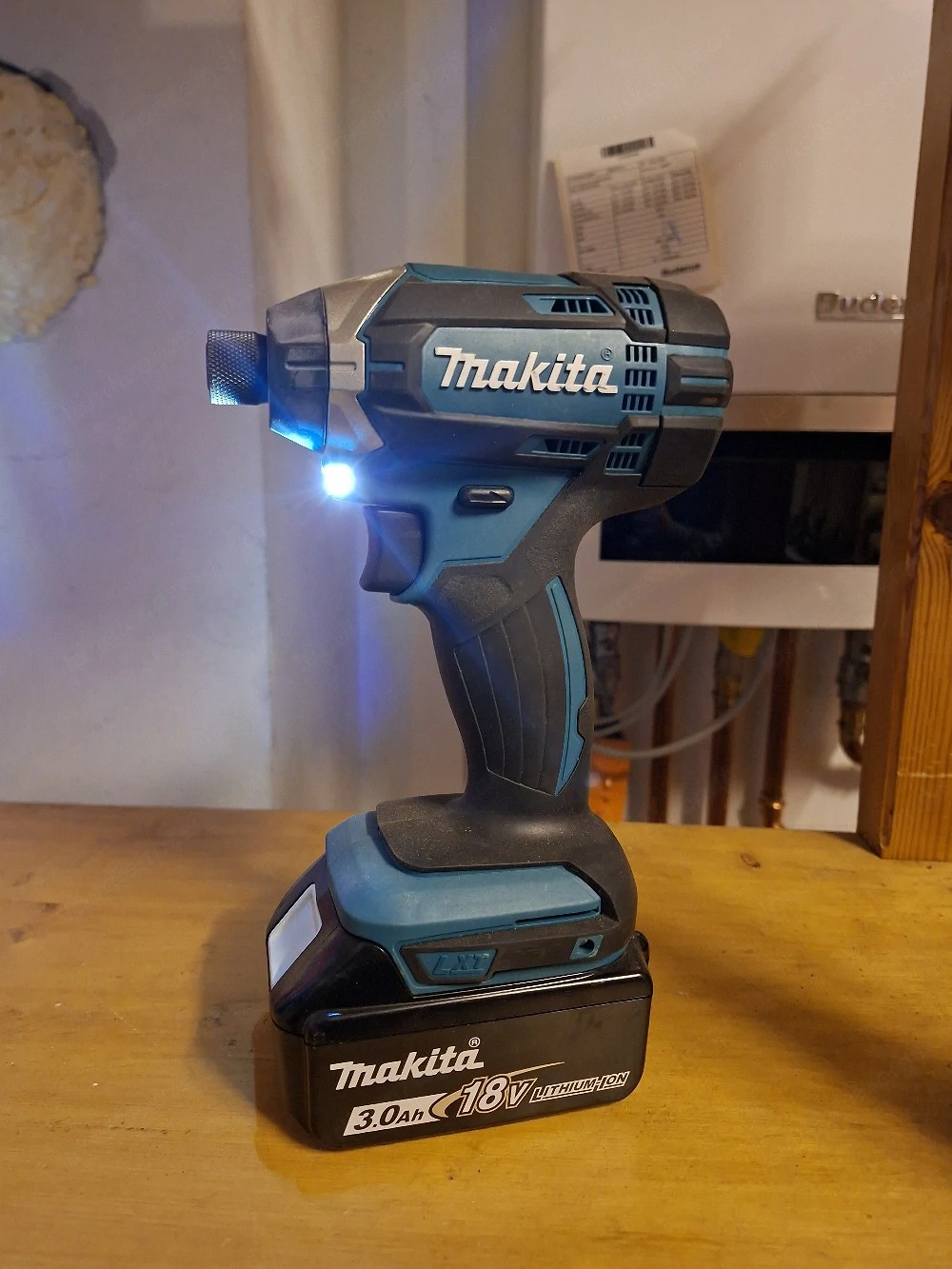 MAKITA 18V LXT Akku-Schlagschrauber