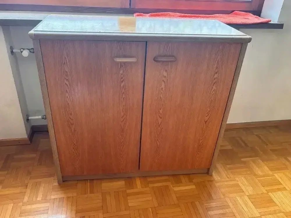 Holzschrank  Kommode 110 x 40 x 92cm - guter Zustand