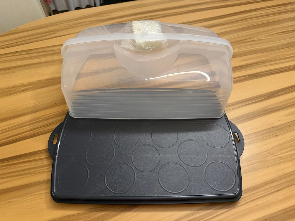Tupperware Kuchenbehälter NEU 