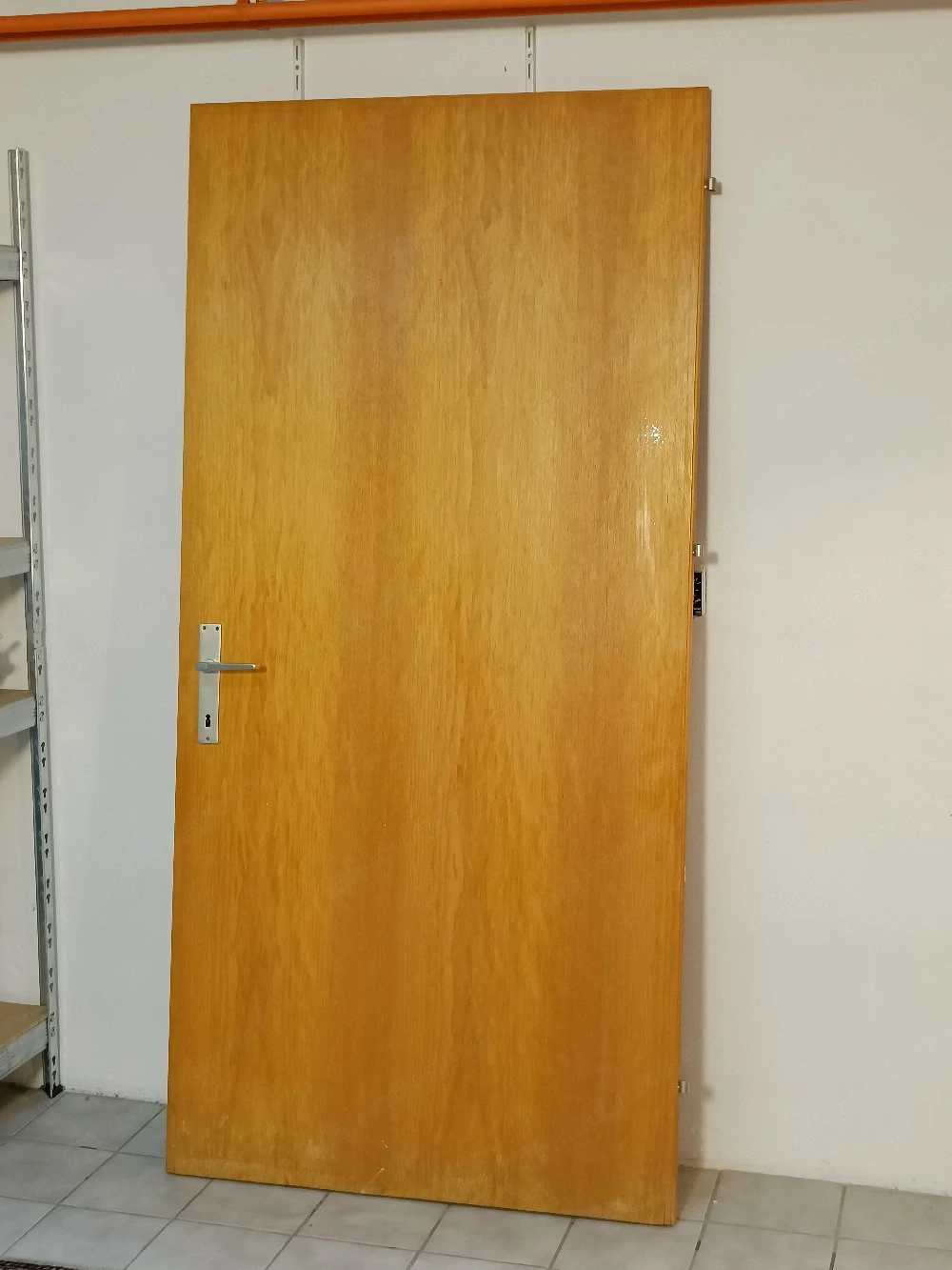 Holztür zu verschenken