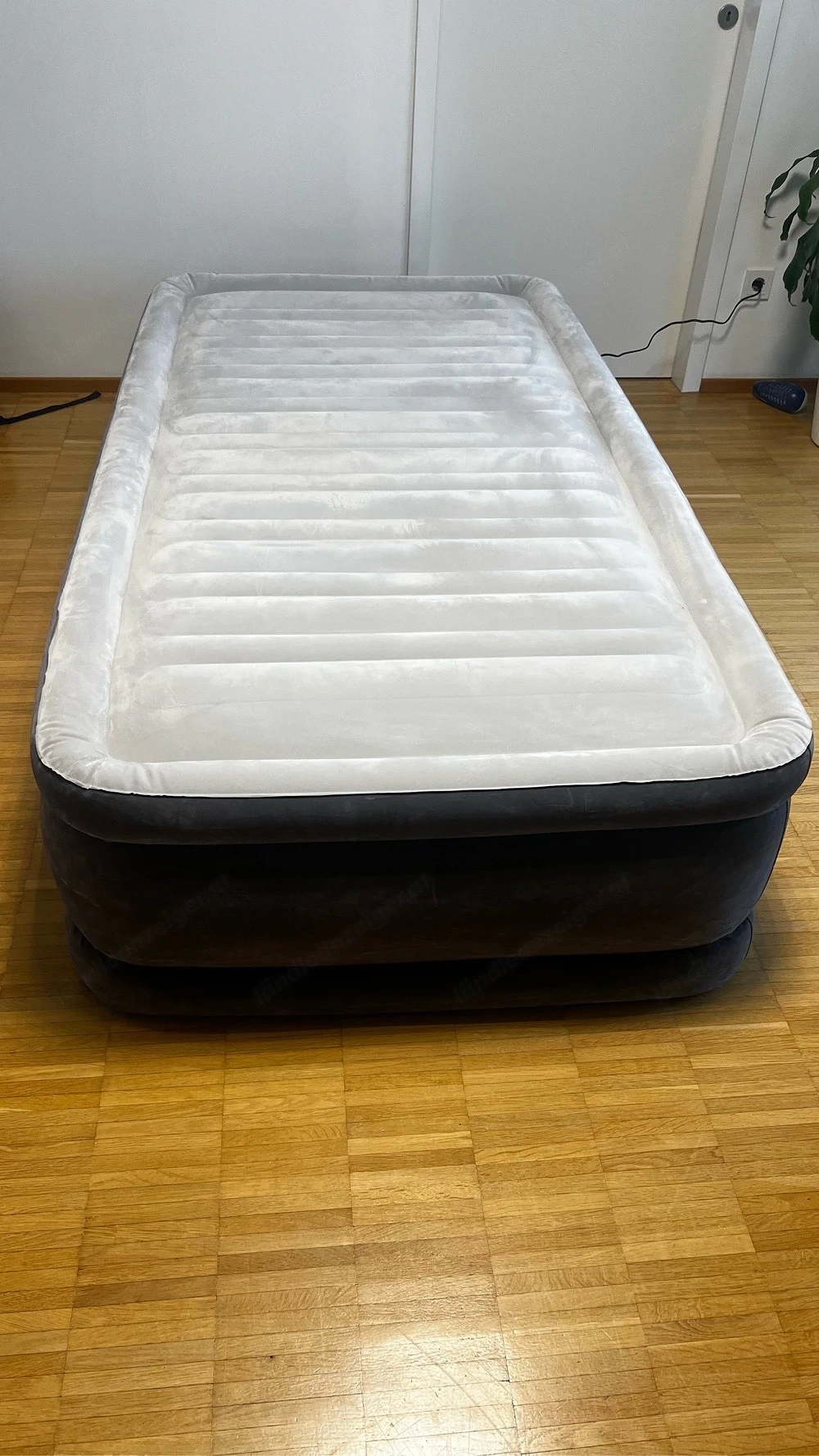    INTEX Deluxe Luftbett