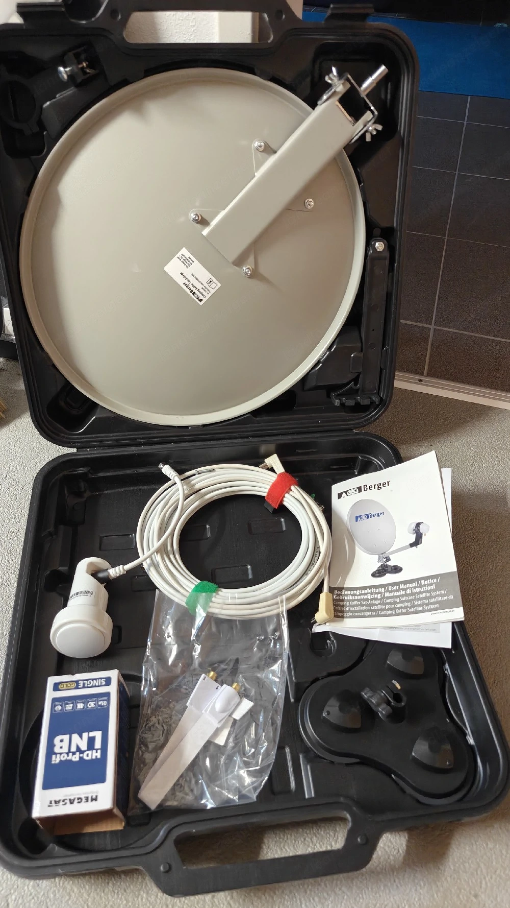 Mobile Satellitenantenne für Camping und Wohnmobil
