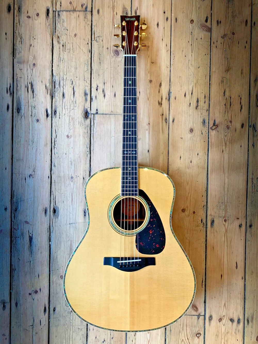Yamaha LL56 Custom ARE und original 