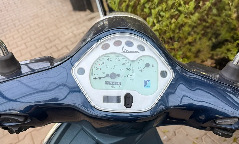 Gepflegte Vespa LX 50