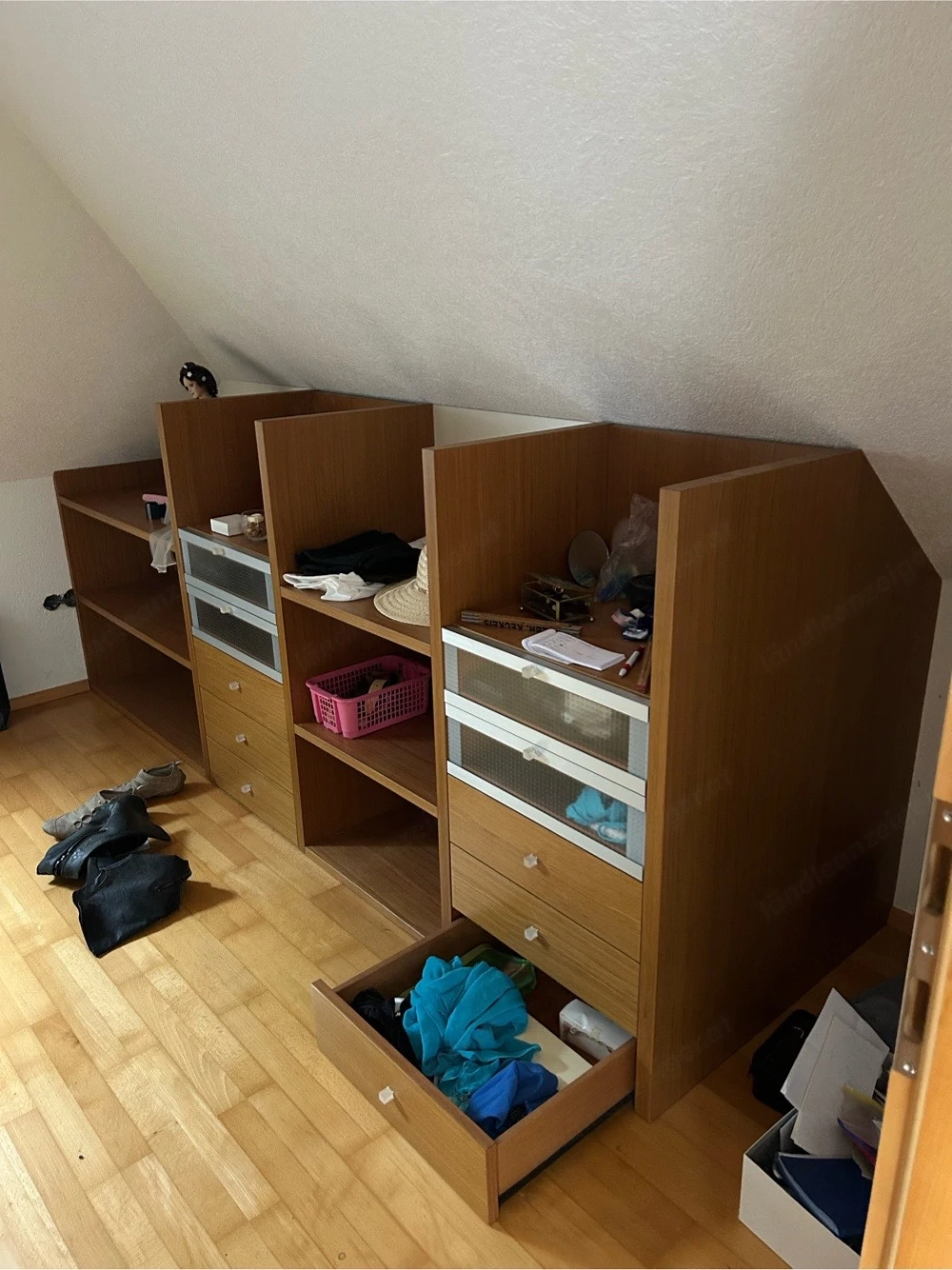 Begehbarer Schrank