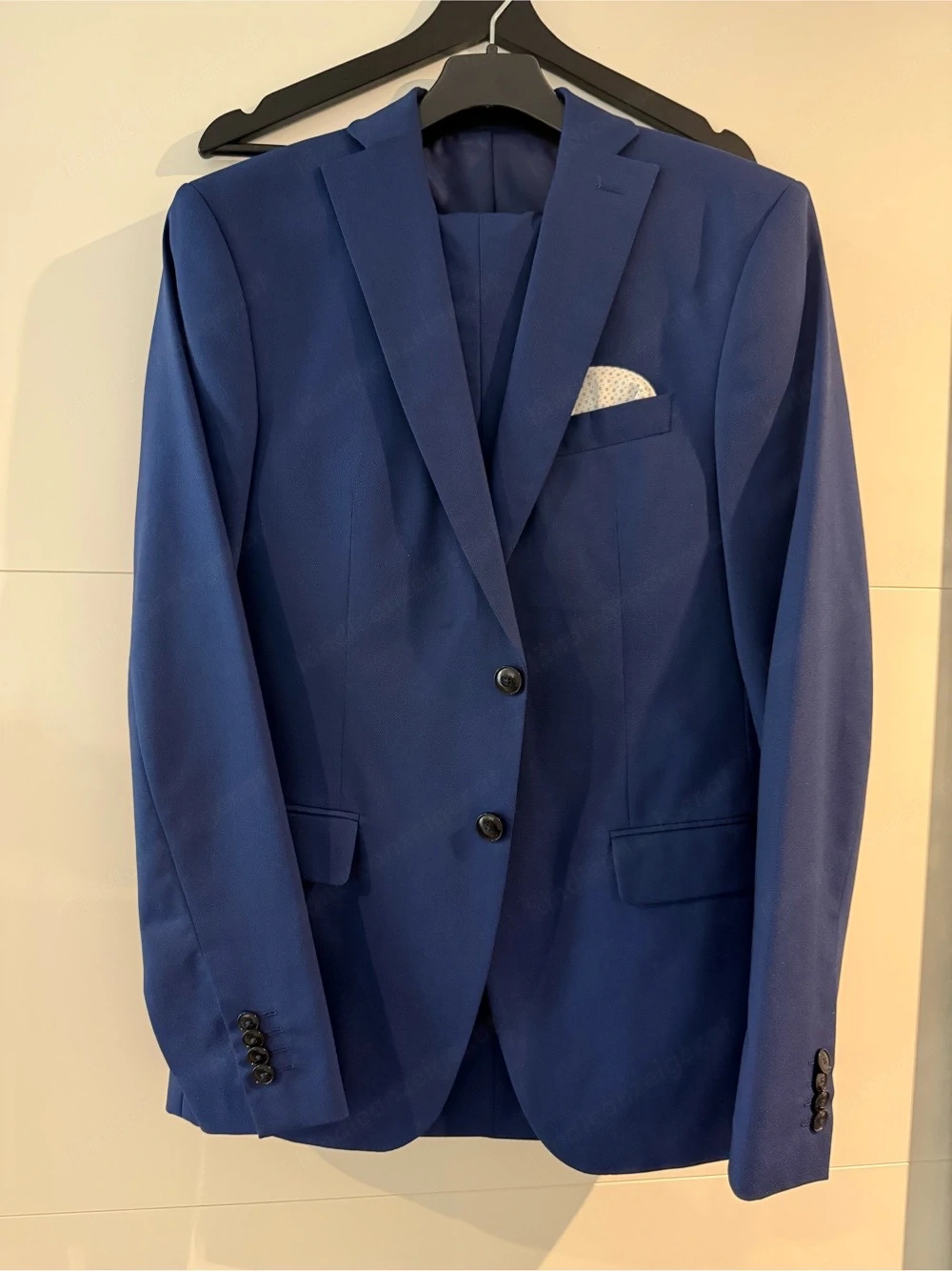 Eleganter Herren Anzug Blau