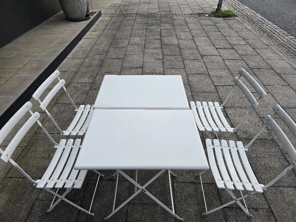 2 tische,4 stühle