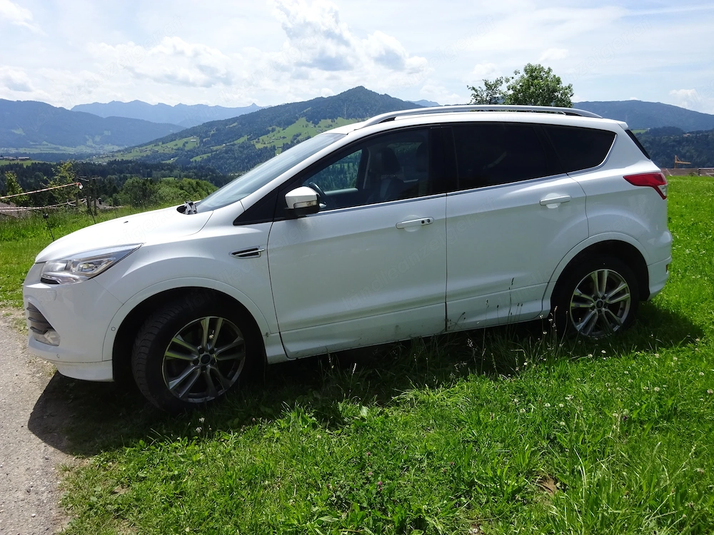 Ford Kuga ,Allrad .Automatik