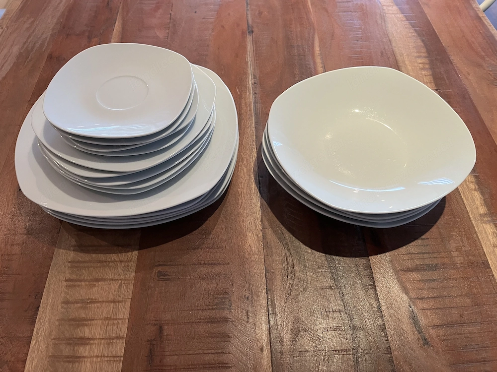Weißes Geschirrset zum Verschenken