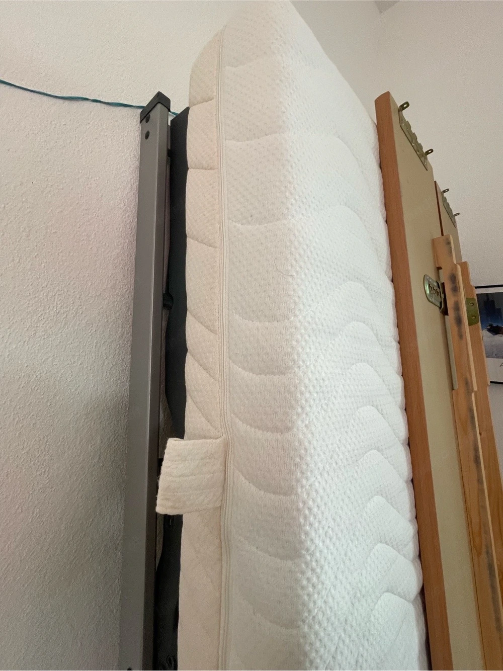 Holzbett 900x2000