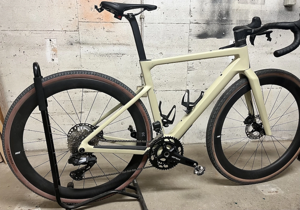 Gravelbike Rose Backroad FF GRX825 Di2