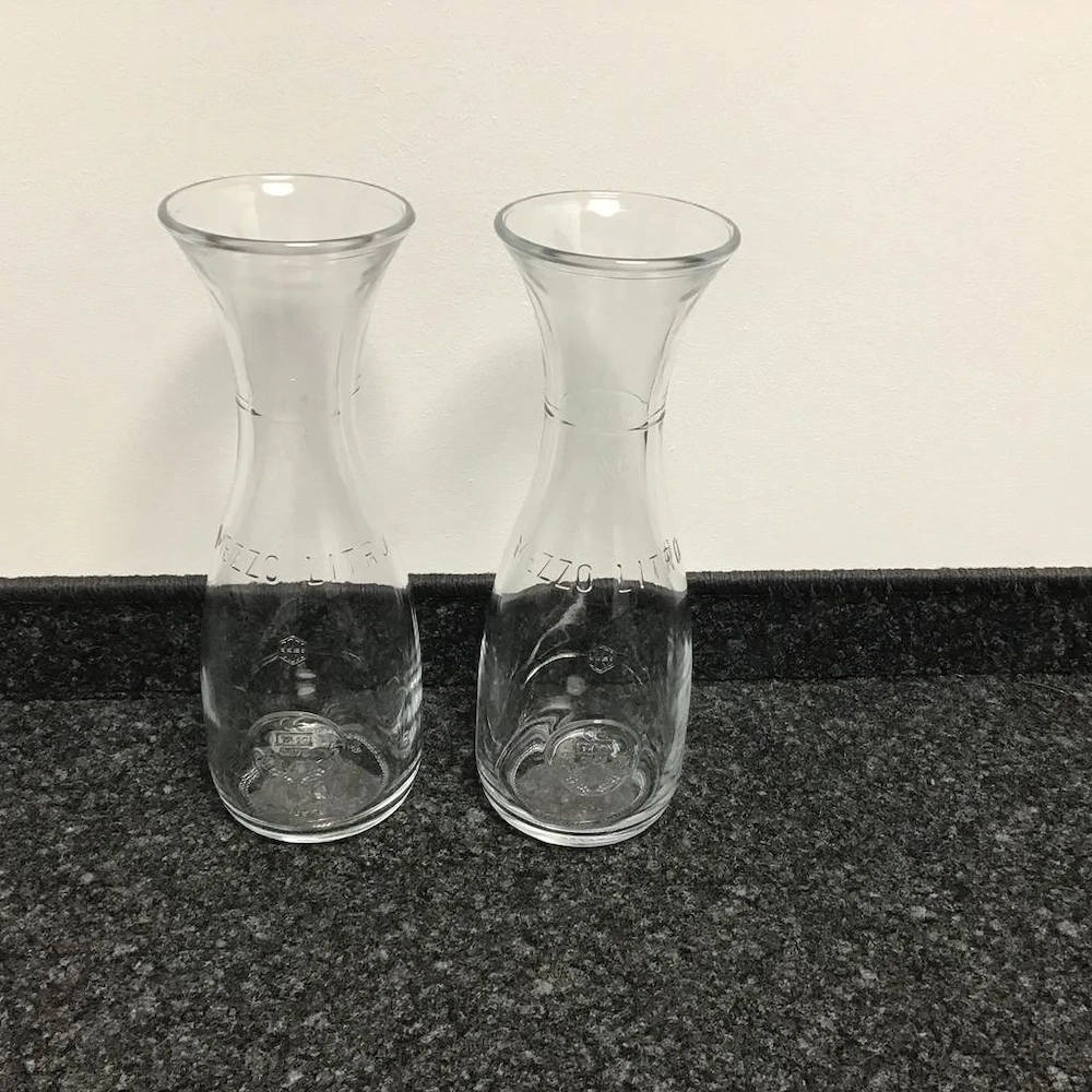 Karaffe 2 Stück für Wein oder Wasser NEU
