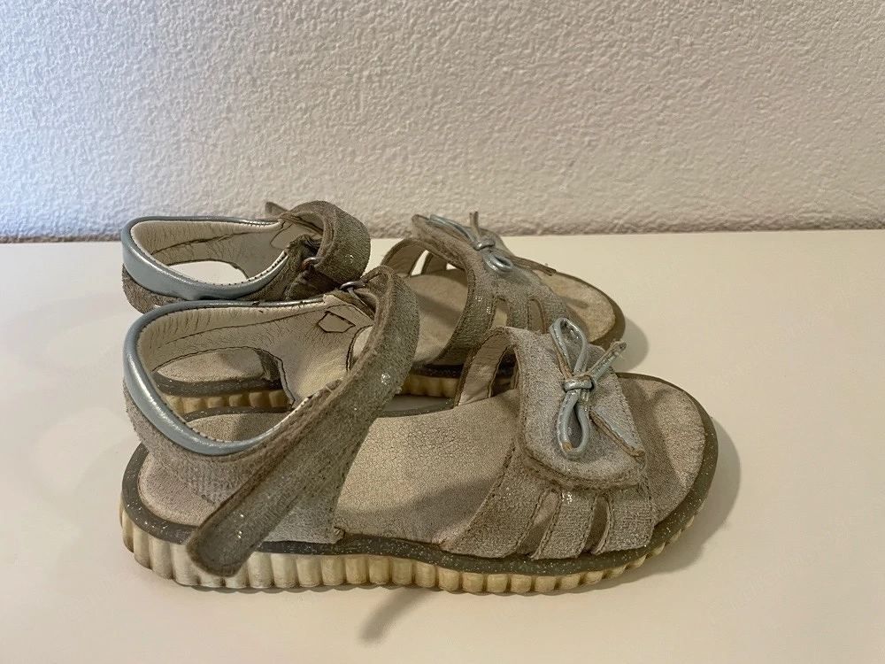 Sandalen für Mädchen