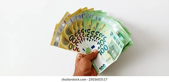 Kredite: und Investitionen für Unternehmen, Immobilien und Landwirtschaft