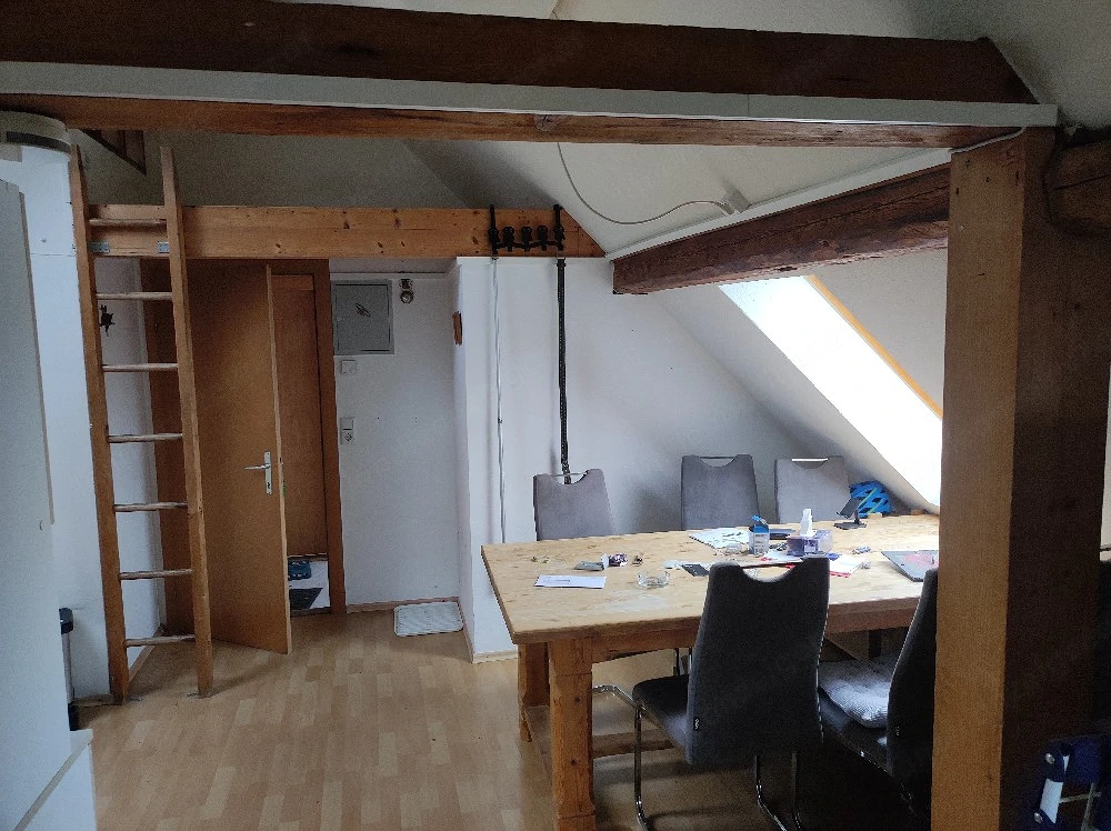 1 Zimmerwohnung Dachgeschoss