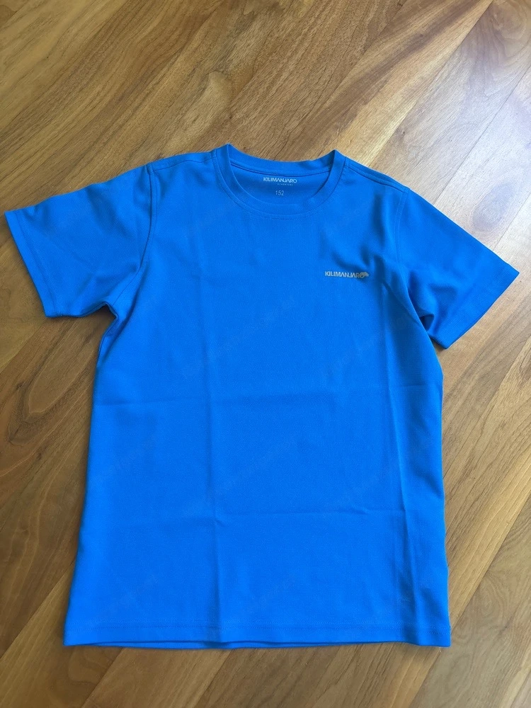 Sport Shirt Grösse 152