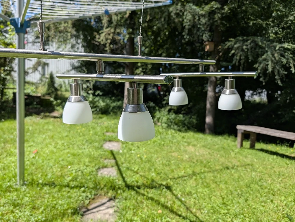 LED Hängeleuchte gratis abzugeben 
